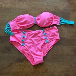 NWOT Victoria Secret bikini